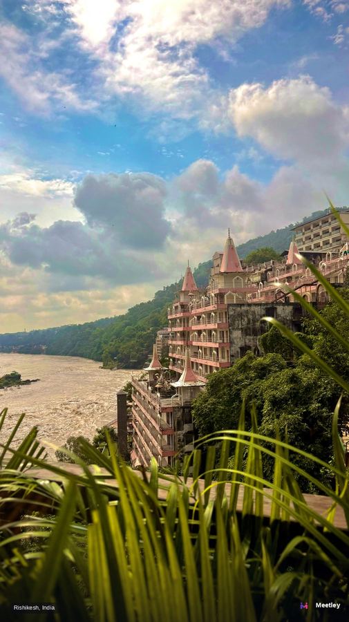 Riverside view in Rishikesh from a real Meetley trip